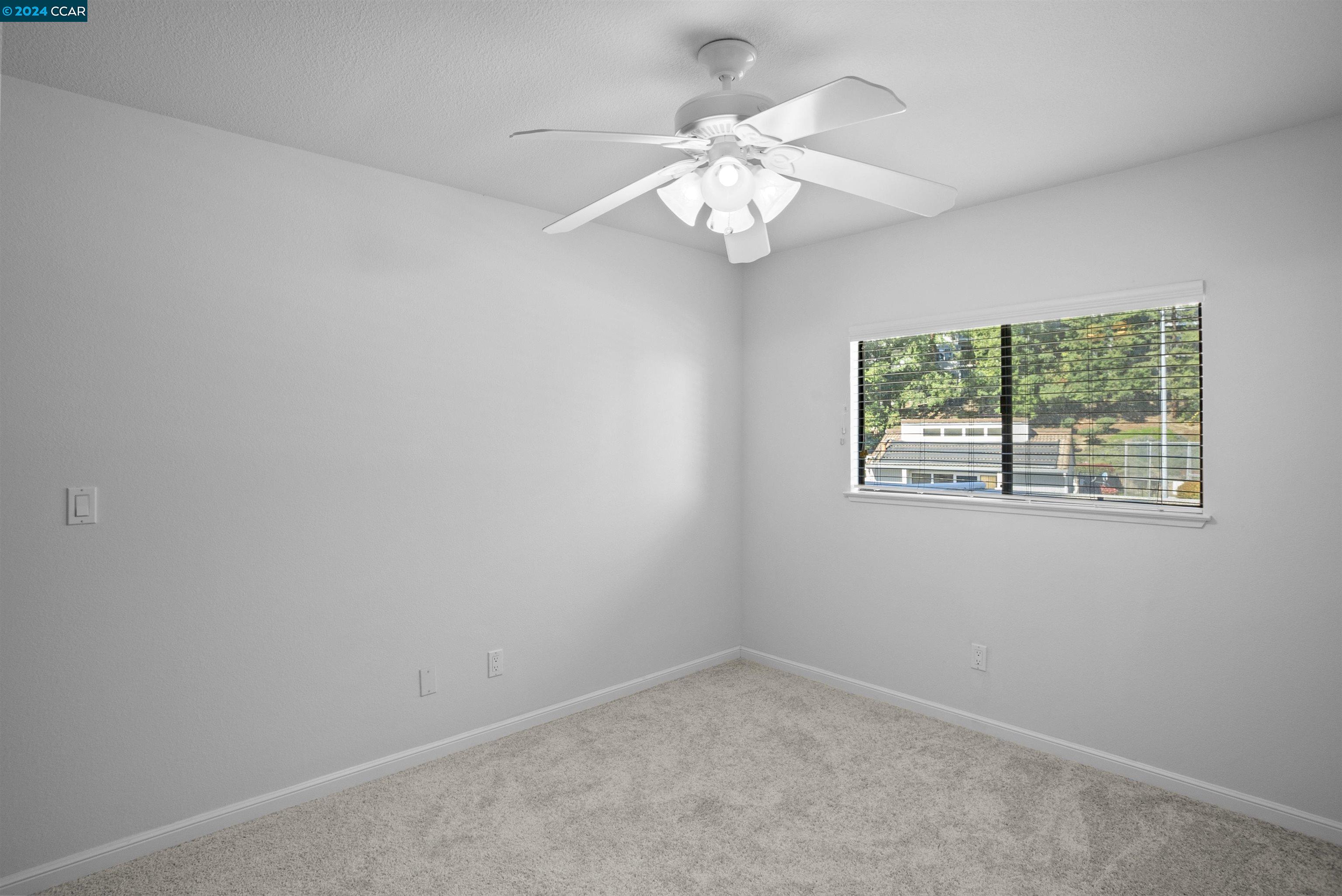 204 Buena Vida Ct, Martinez
