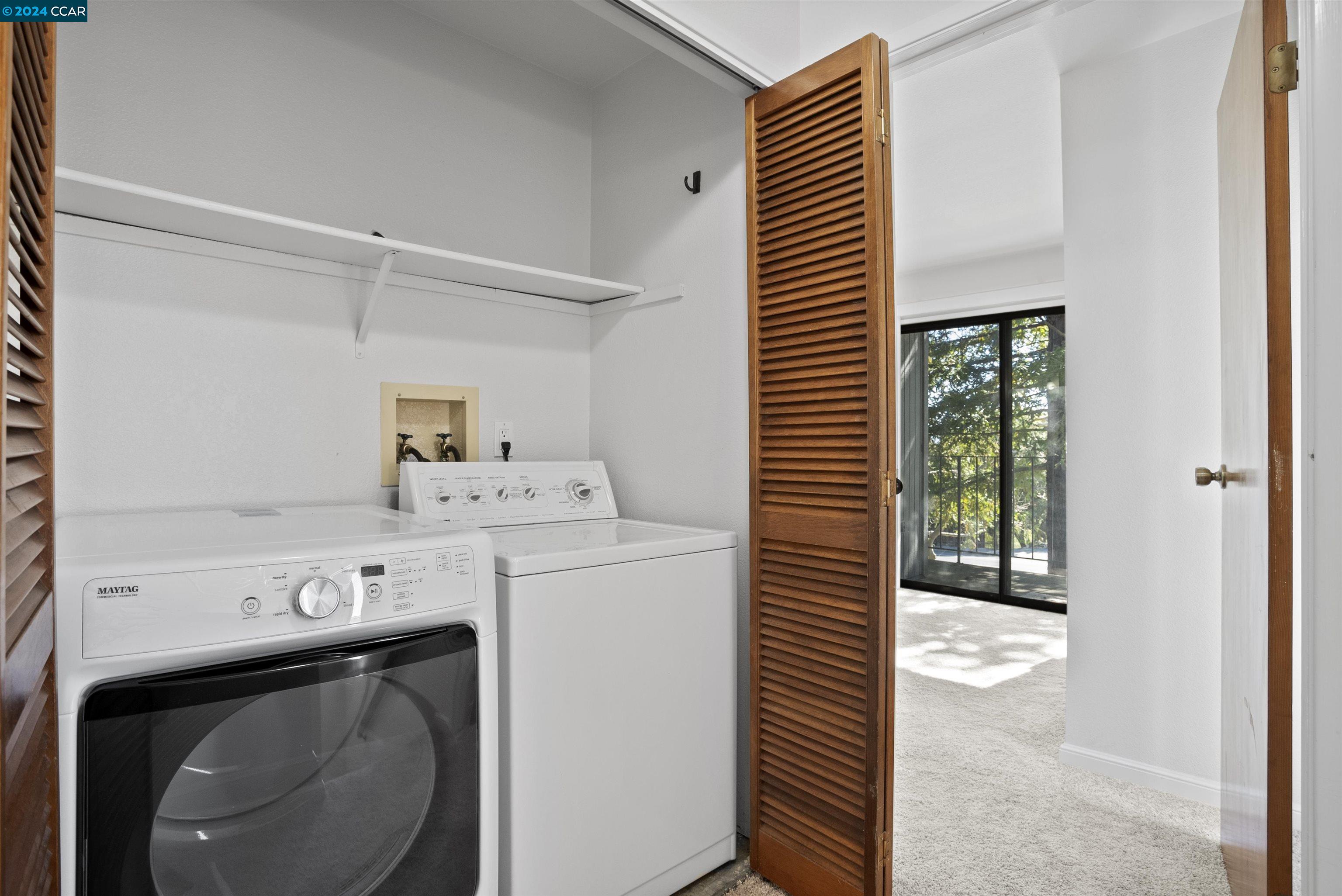 204 Buena Vida Ct, Martinez