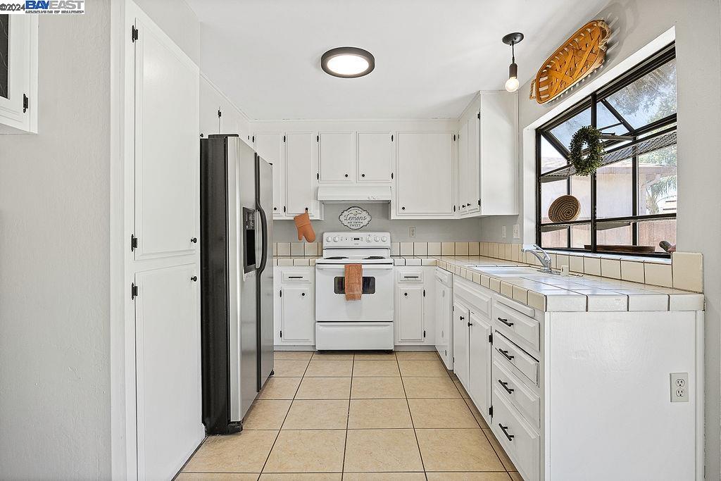 1560 Port Way, Oakley