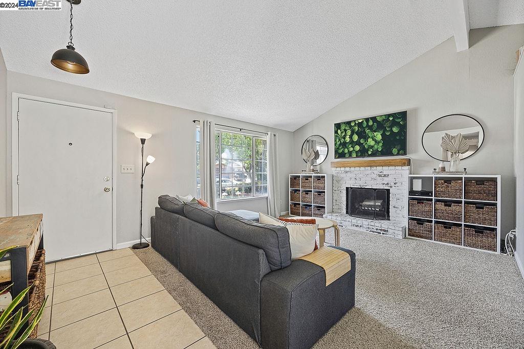 1560 Port Way, Oakley