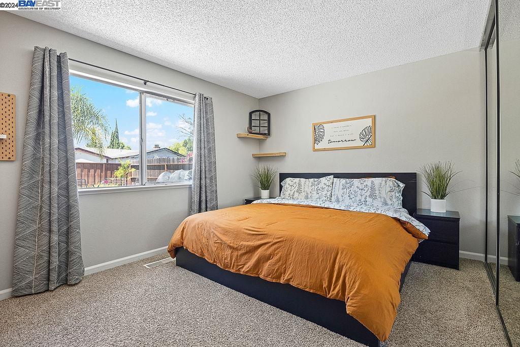 1560 Port Way, Oakley