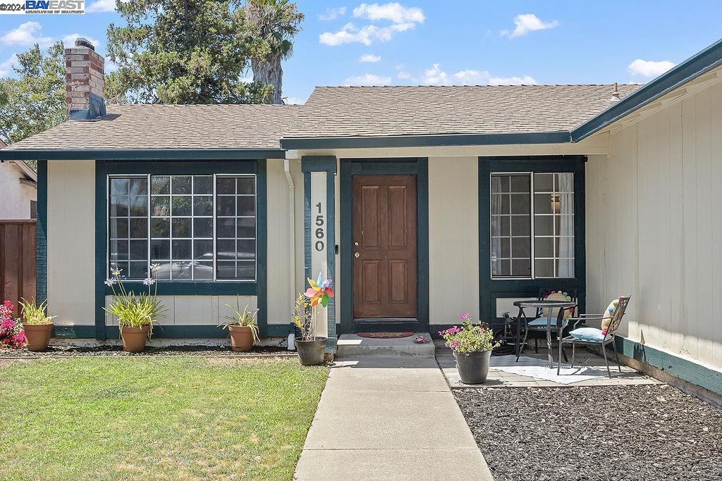 1560 Port Way, Oakley