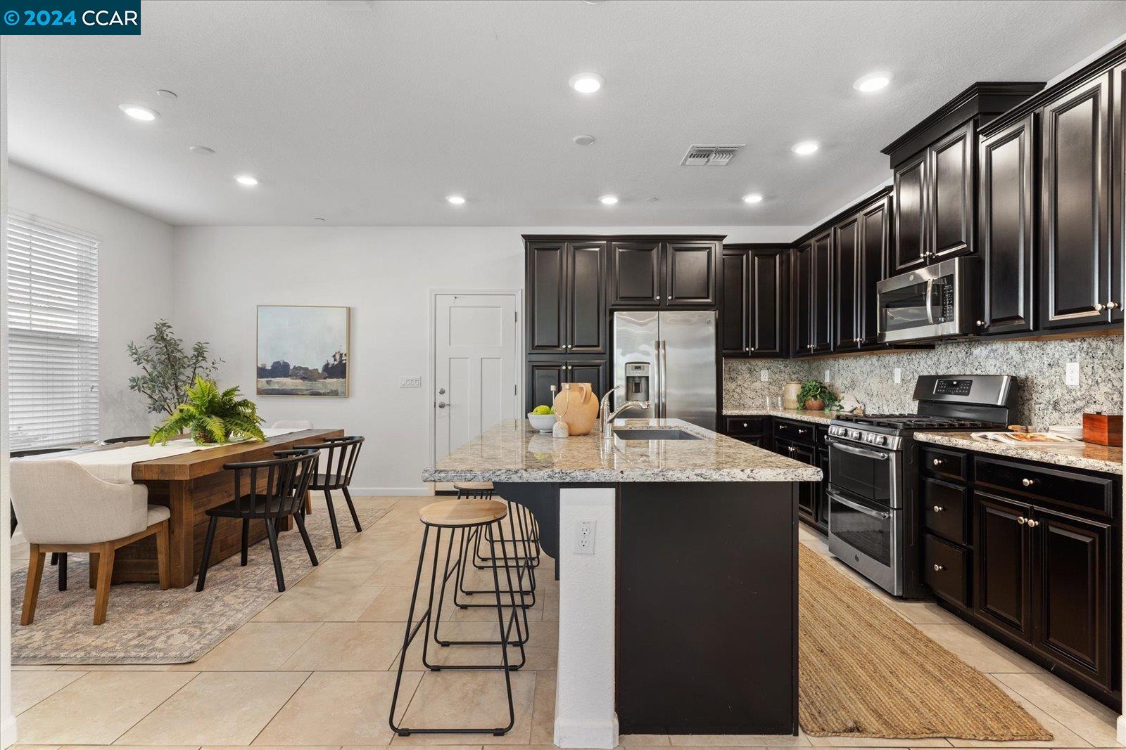 2173 Pleasant Grove Boulevard, Roseville
