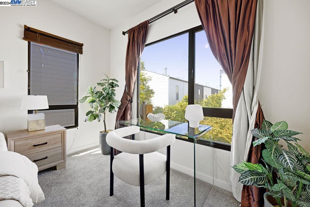 207 Palisade Drive, Oakland 