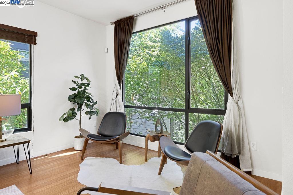 207 Palisade Drive, Oakland 
