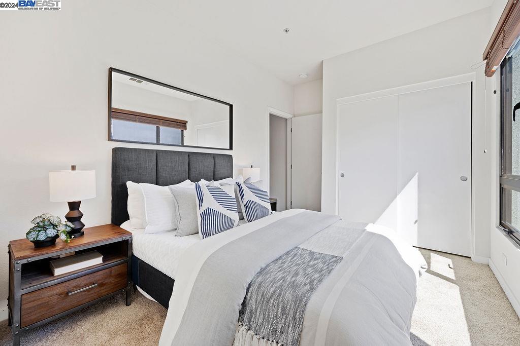 207 Palisade Drive, Oakland 