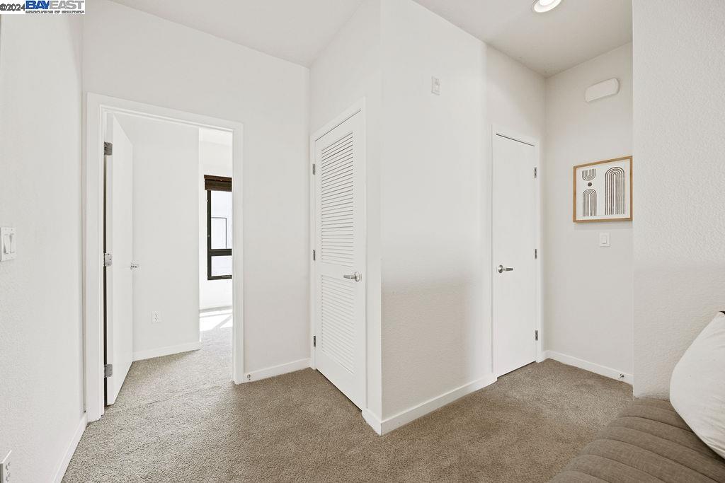 207 Palisade Drive, Oakland 