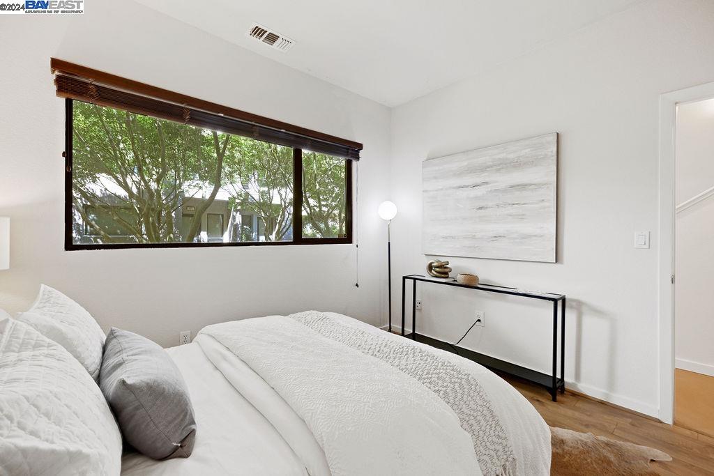 207 Palisade Drive, Oakland 