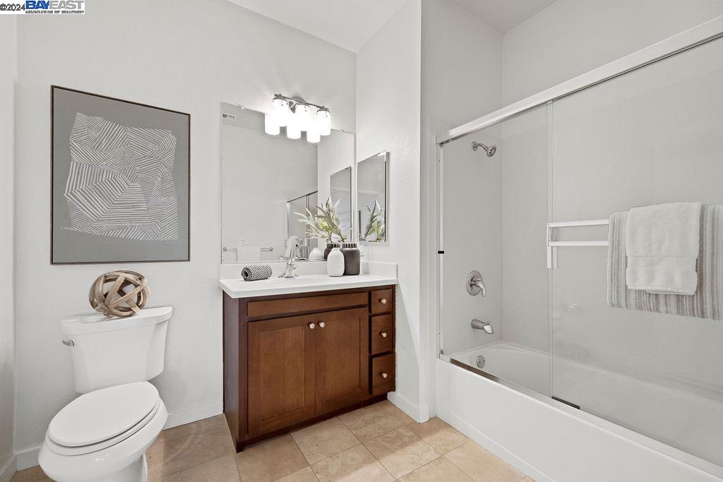 207 Palisade Drive, Oakland 