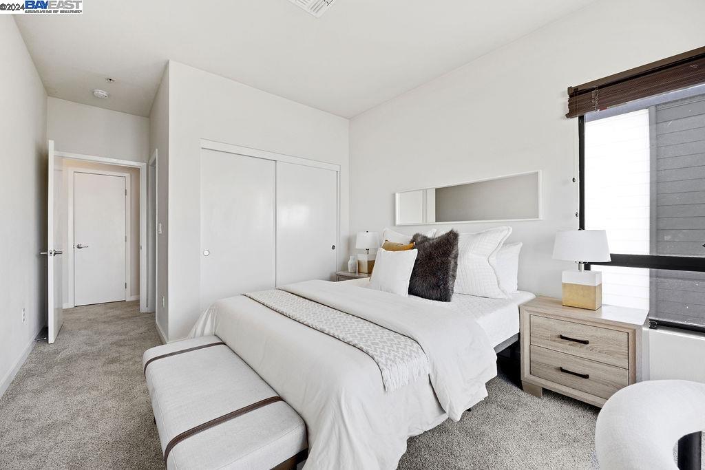 207 Palisade Drive, Oakland 