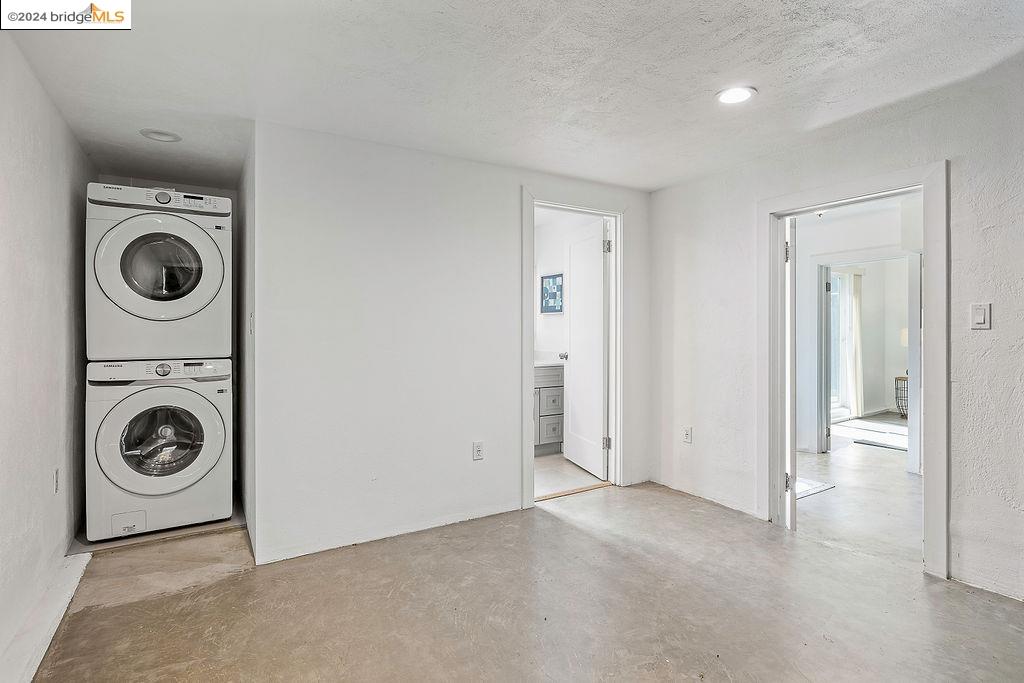 6007 Monadnock Way, Oakland