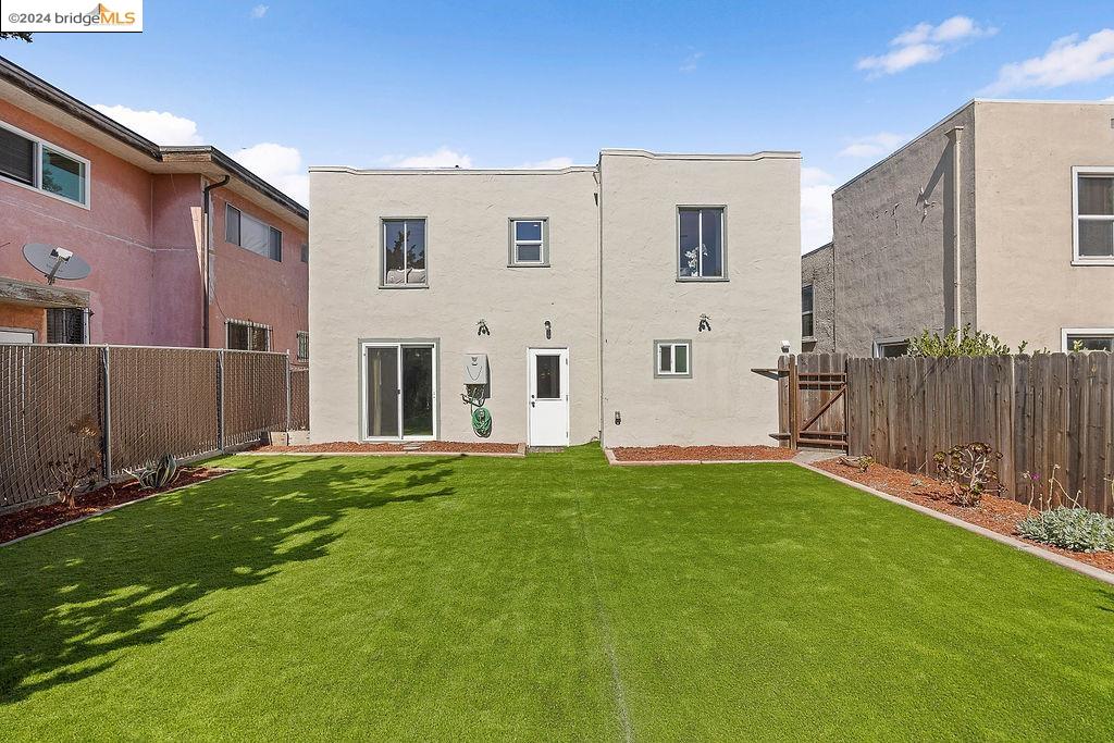 6007 Monadnock Way, Oakland