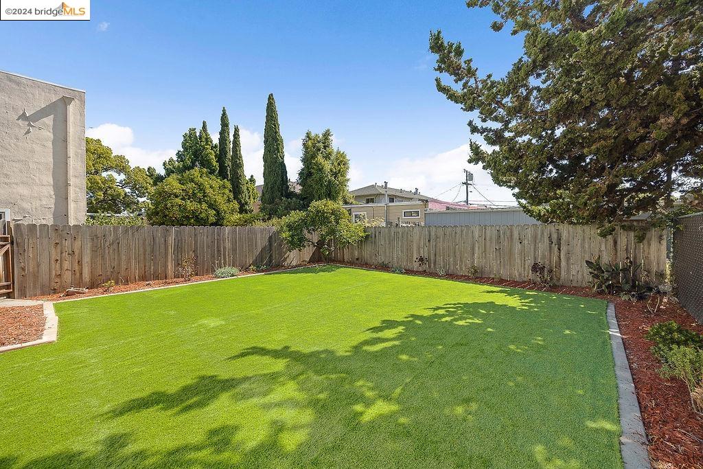 6007 Monadnock Way, Oakland