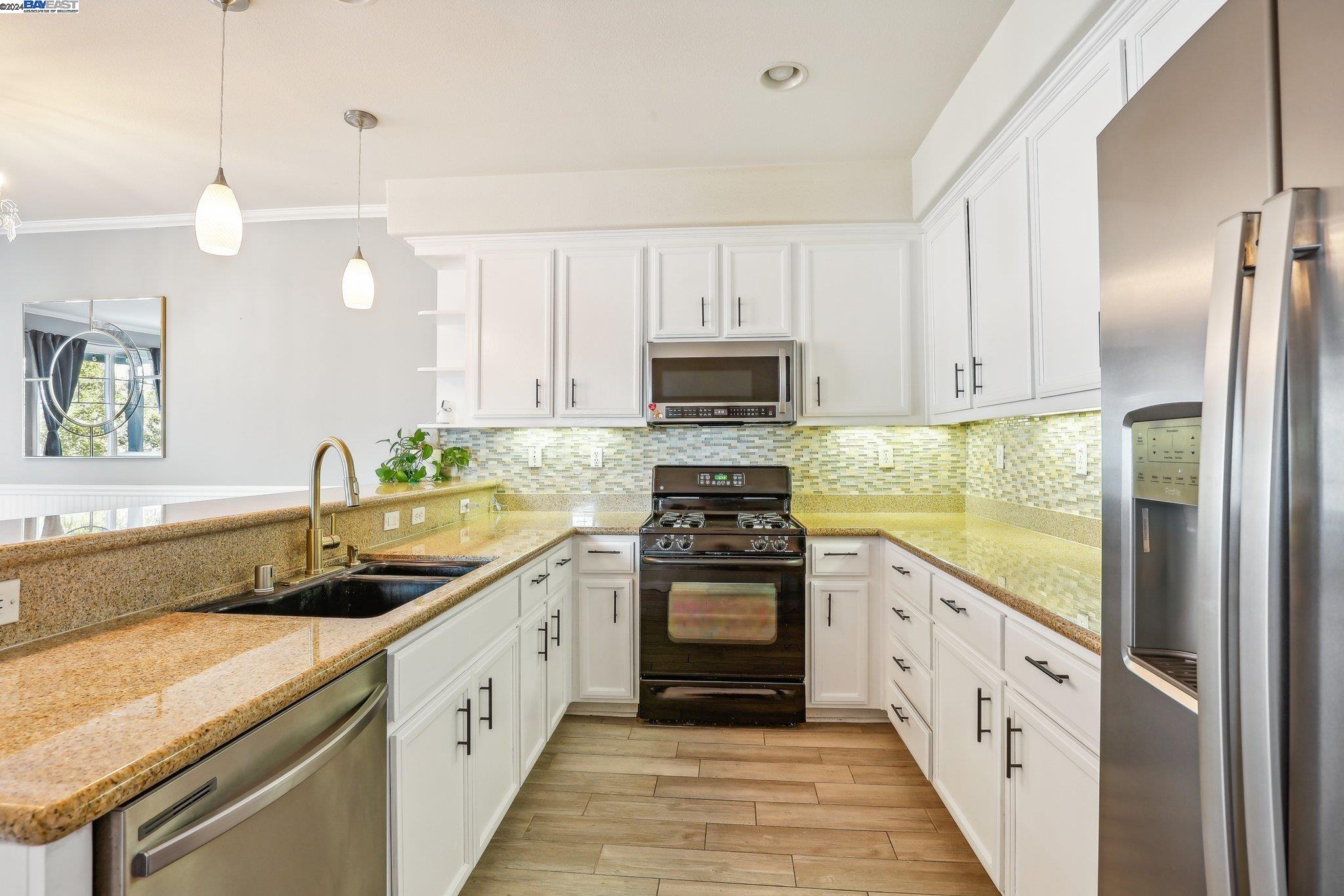 4165 Clarinbridge Cir