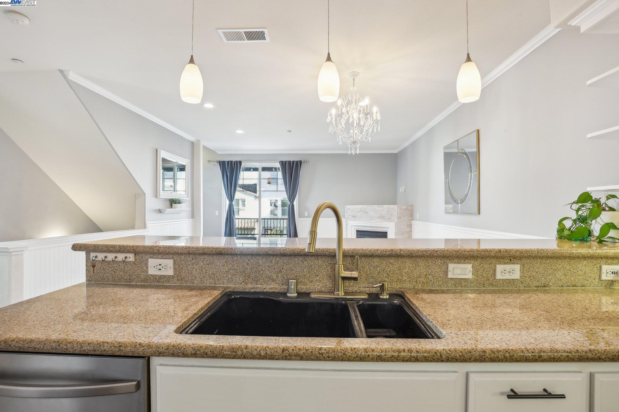 4165 Clarinbridge Cir