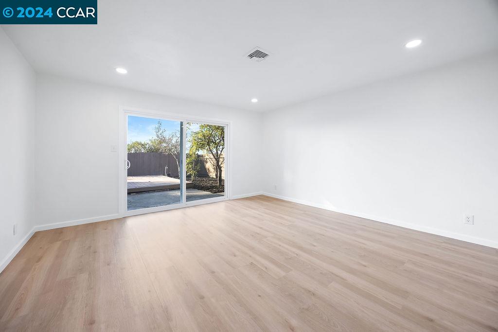 25 Elna Drive, Vallejo