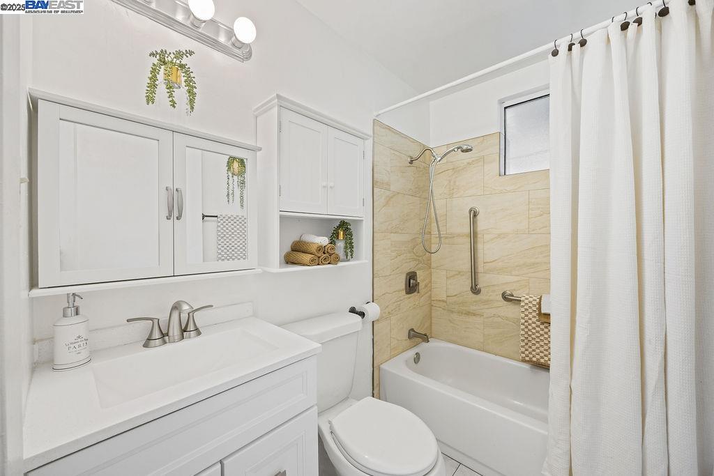 601 Harrison Drive, Richmond