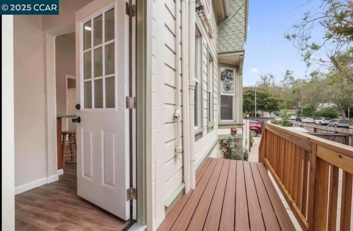 3229 Elm Street, Oakland