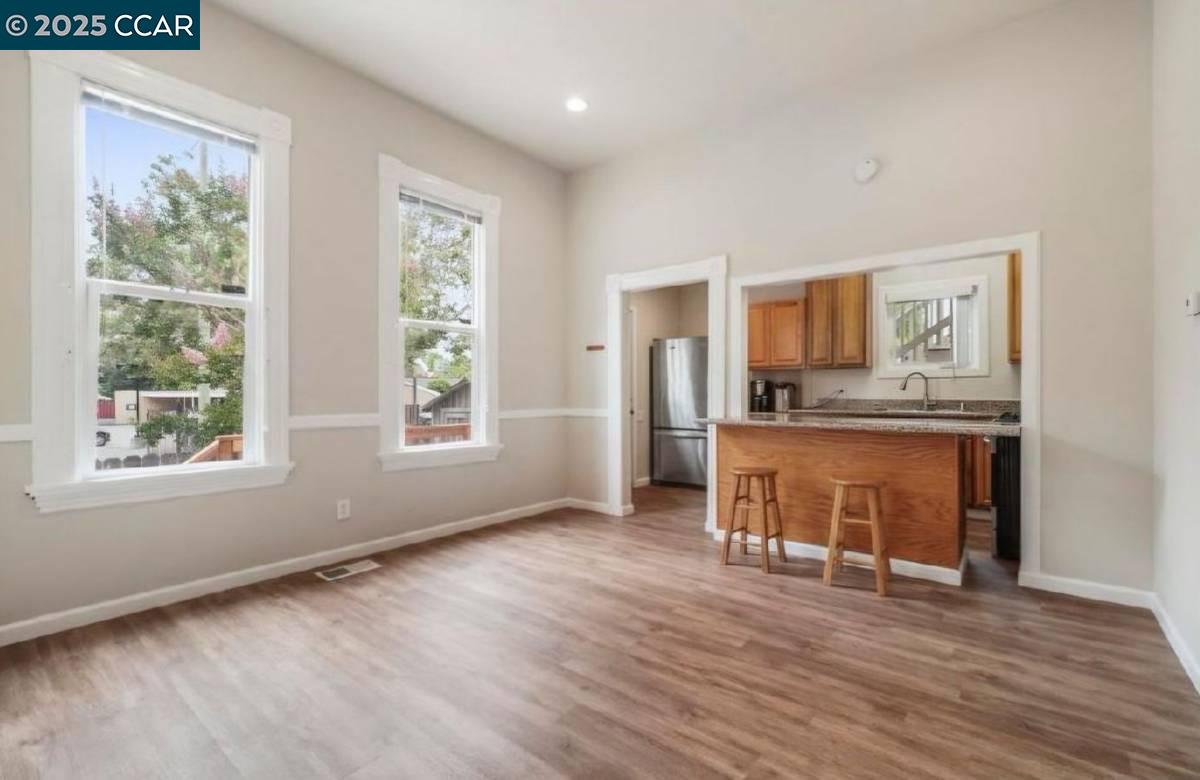 3229 Elm Street, Oakland