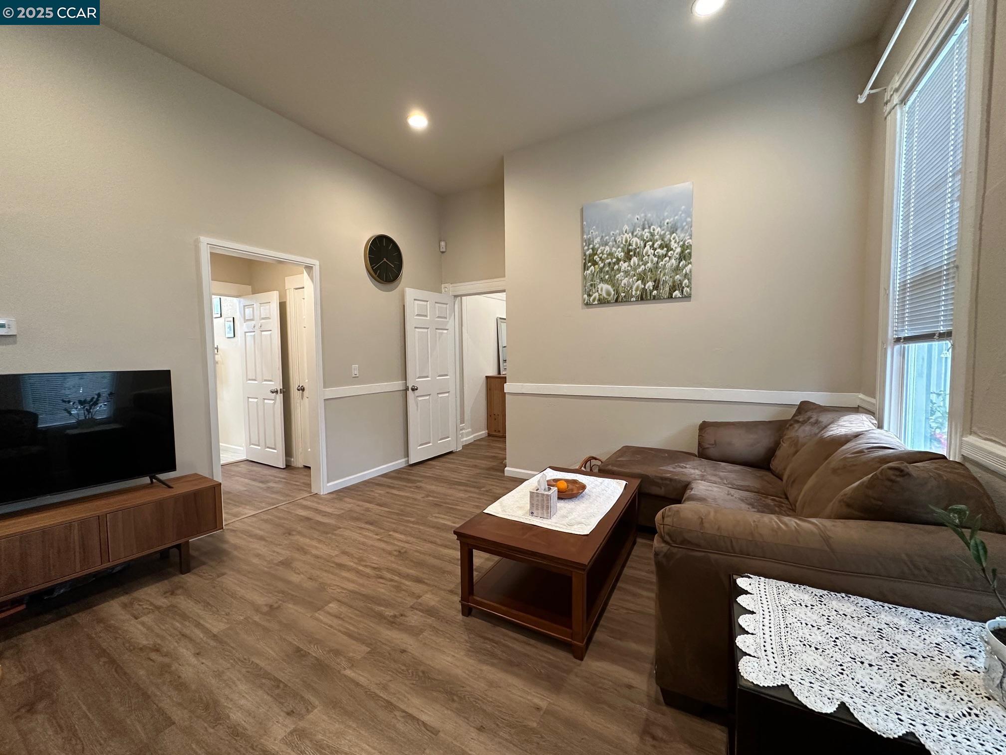 3229 Elm Street, Oakland