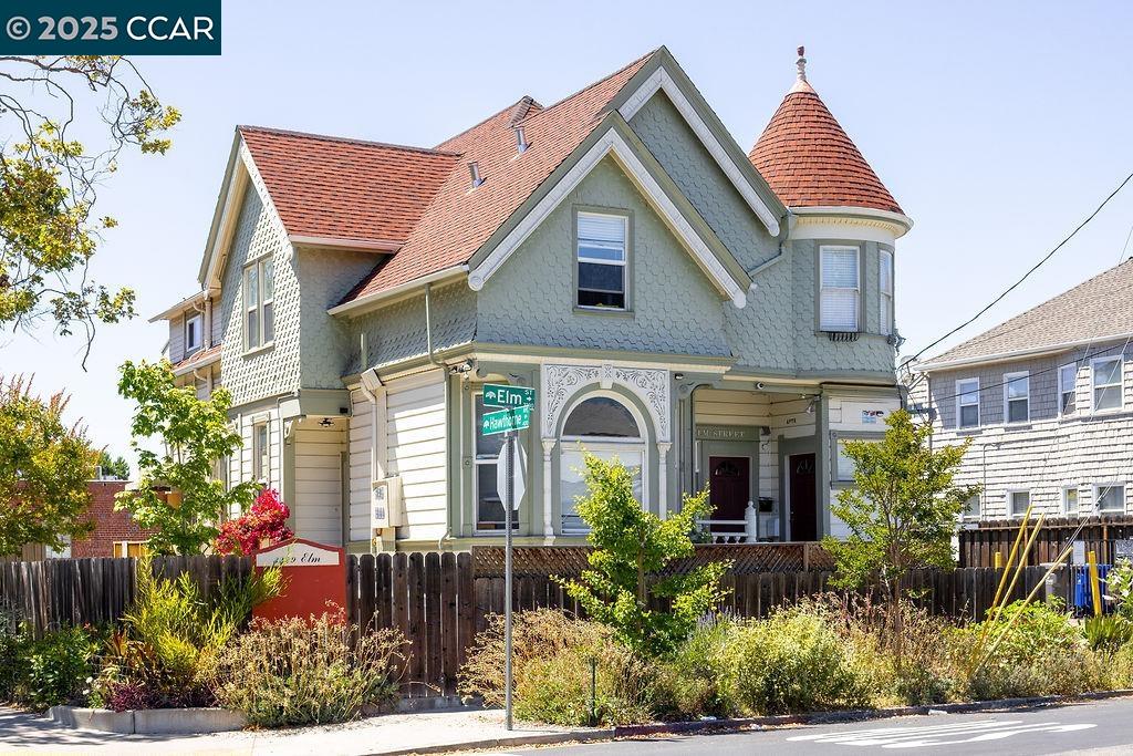 3229 Elm Street, Oakland