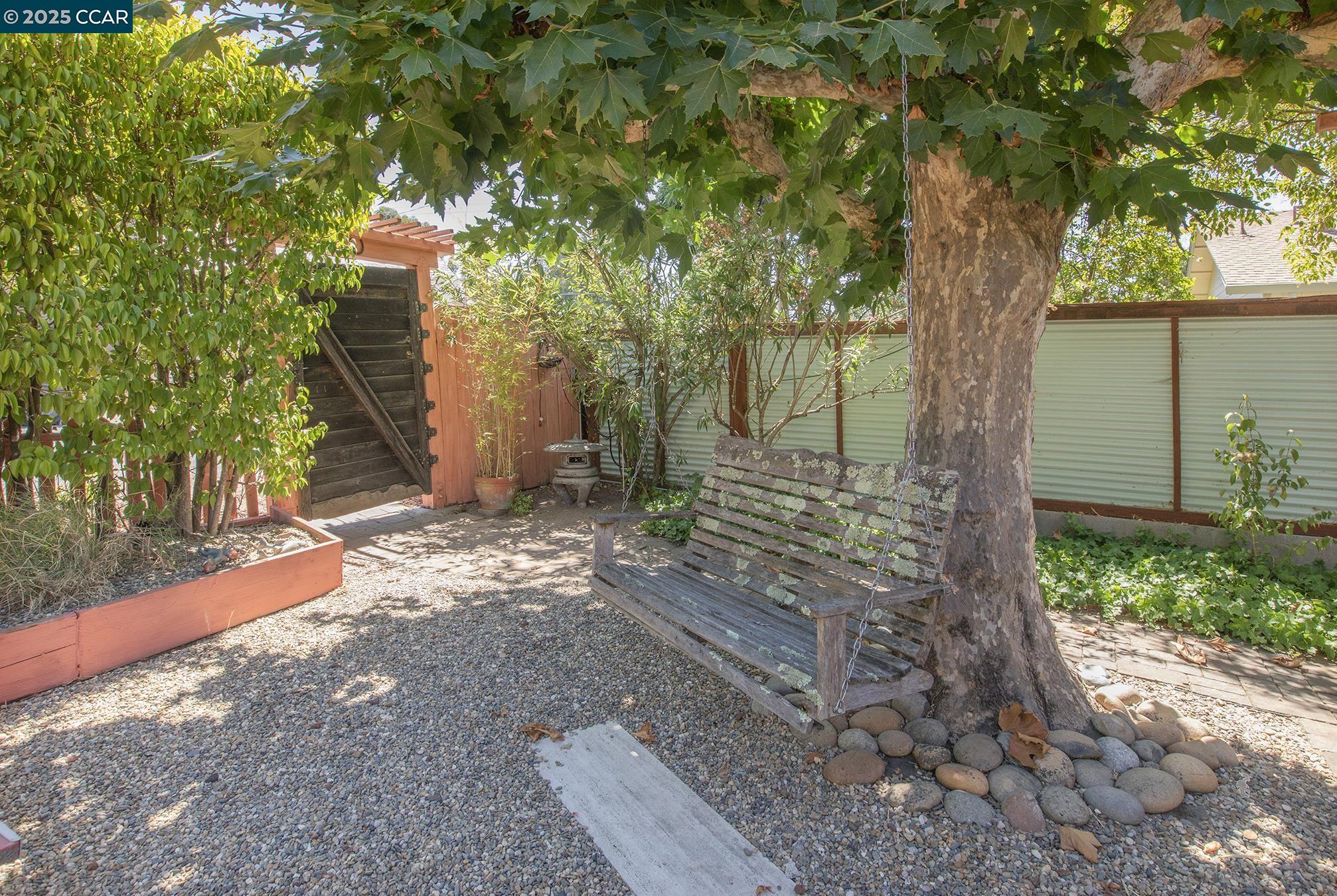 17190 Cedar Avenue, Sonoma