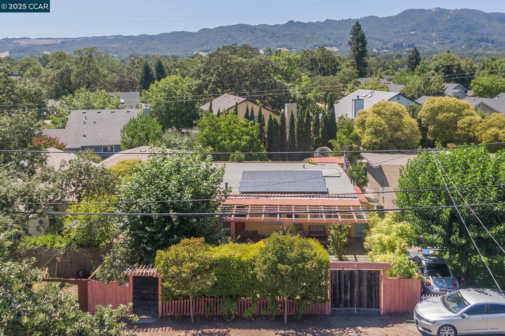 17190 Cedar Avenue, Sonoma