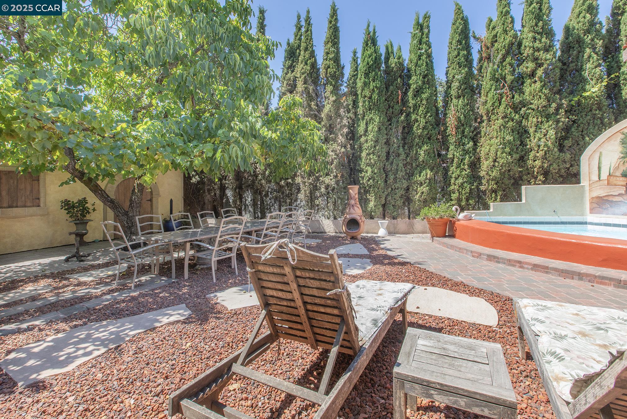 17190 Cedar Avenue, Sonoma