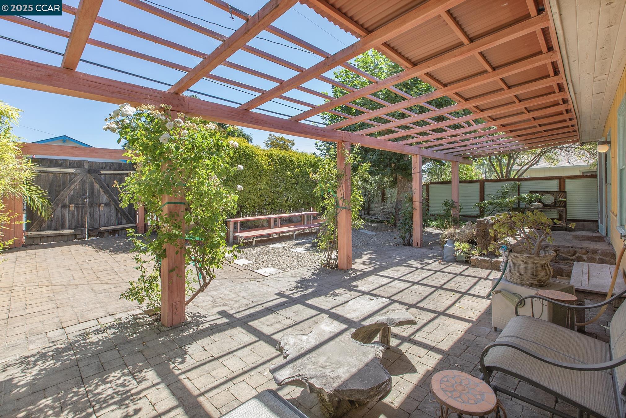 17190 Cedar Avenue, Sonoma