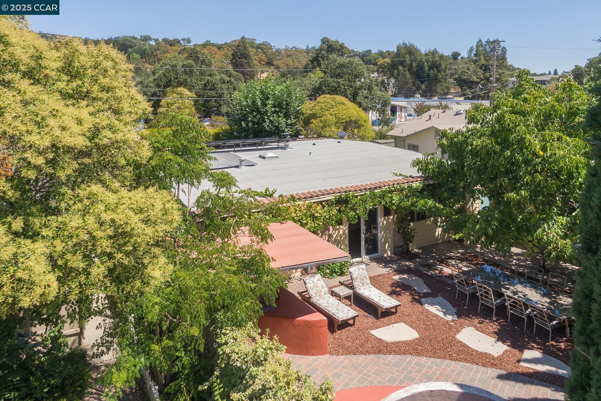 17190 Cedar Avenue, Sonoma