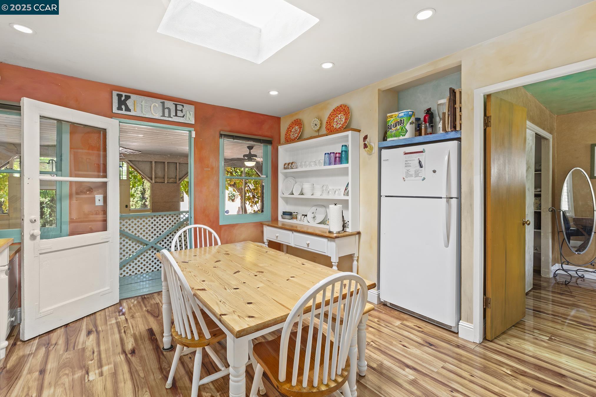 17190 Cedar Avenue, Sonoma