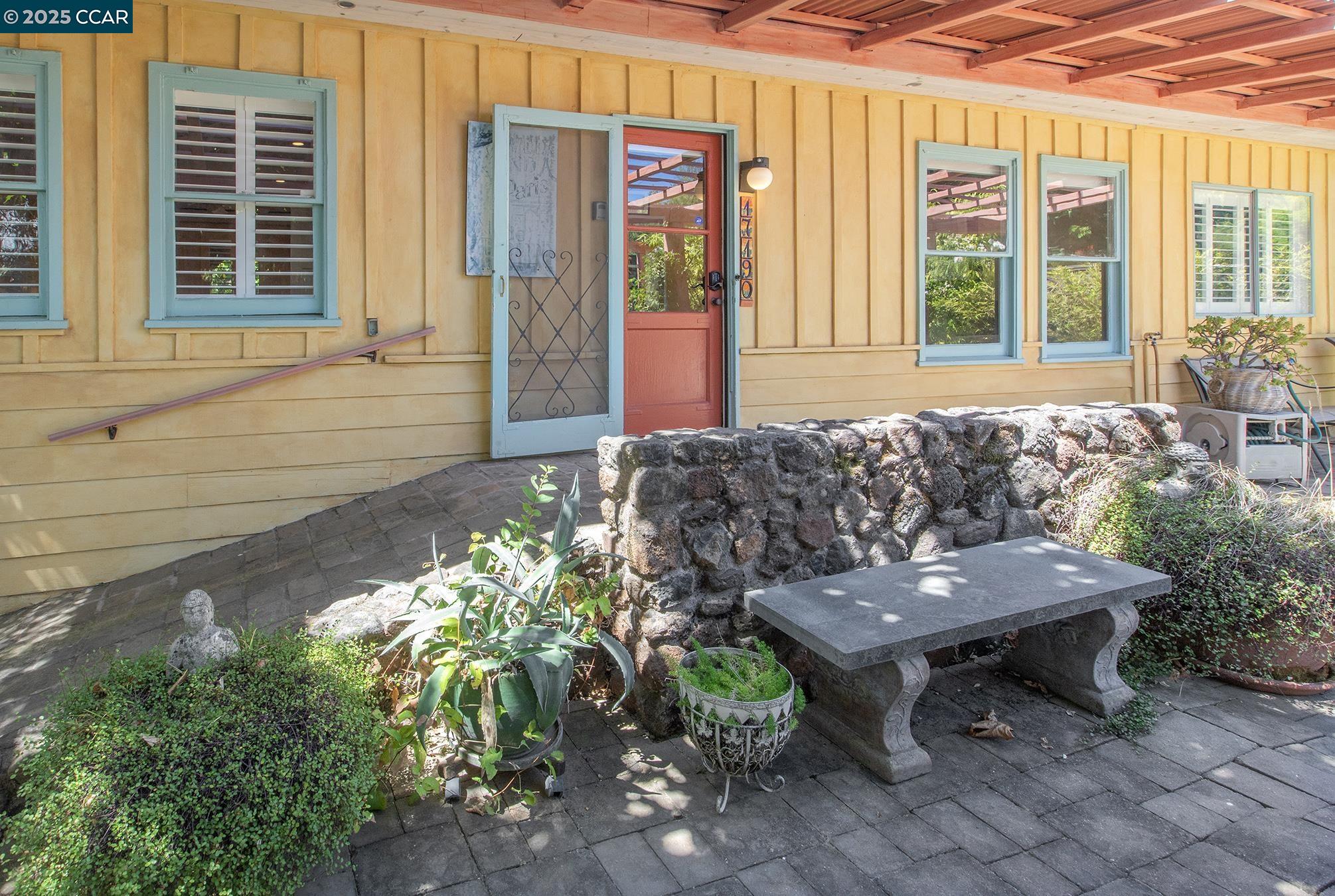 17190 Cedar Avenue, Sonoma