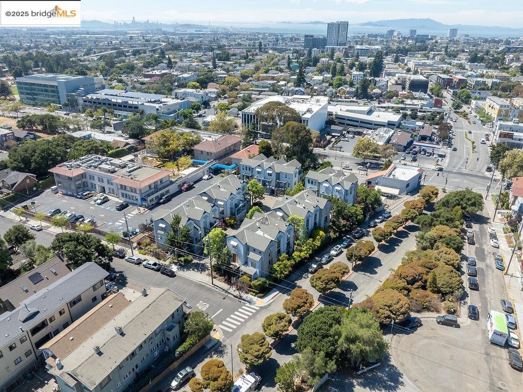 3927 Cerrito Avenue, Oakland 