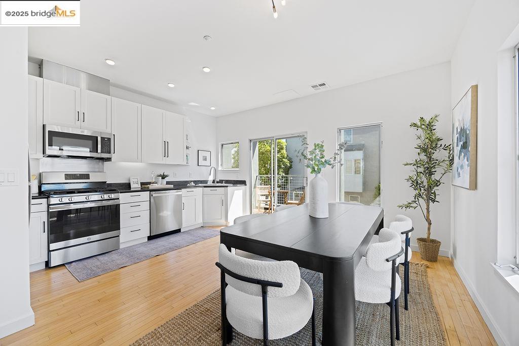 3927 Cerrito Avenue, Oakland 