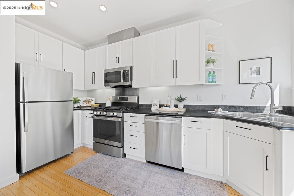 3927 Cerrito Avenue, Oakland 
