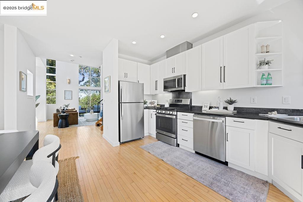 3927 Cerrito Avenue, Oakland 
