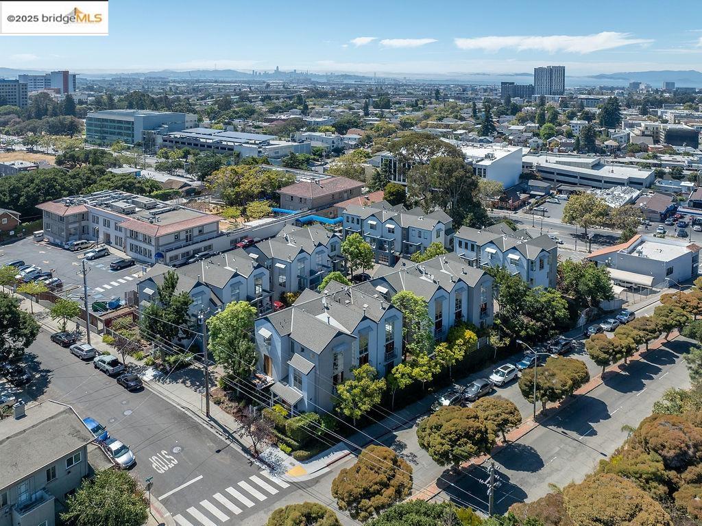 3927 Cerrito Avenue, Oakland 