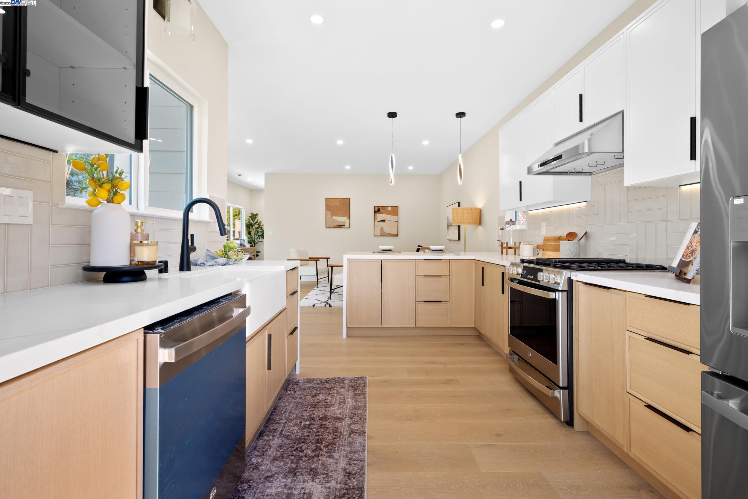 1636 Francisco Street, Berkley