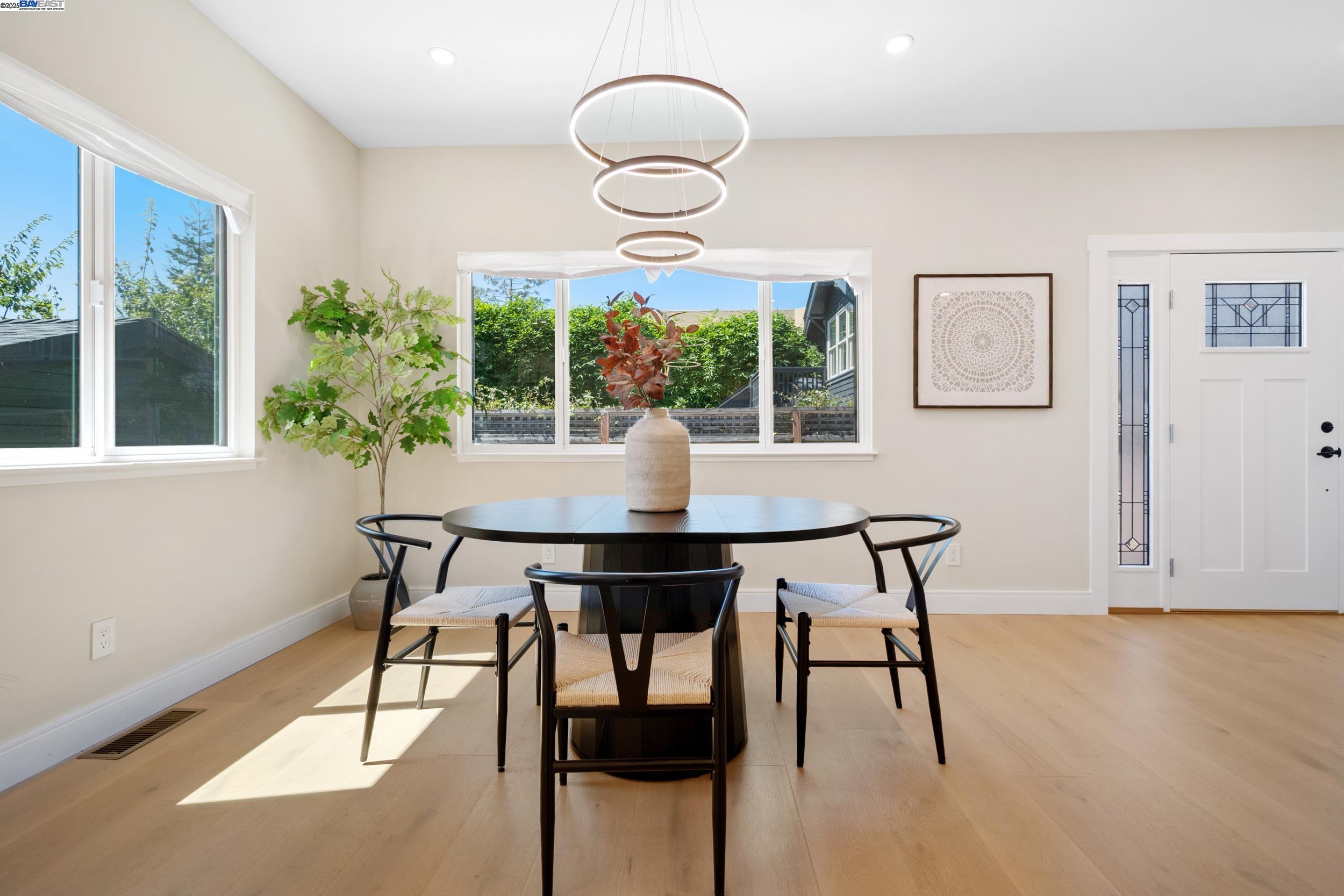 1636 Francisco Street, Berkley