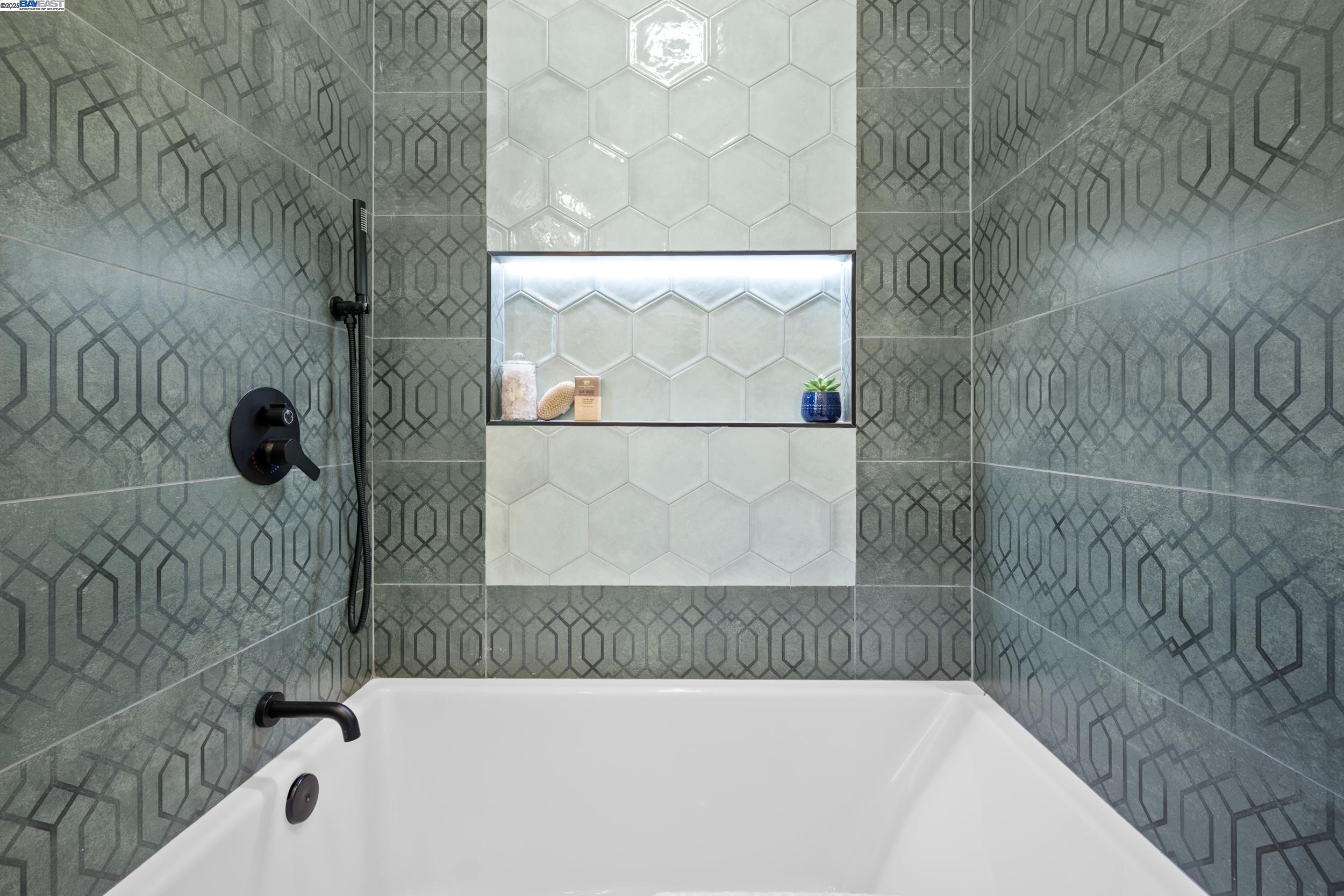 1636 Francisco Street, Berkley