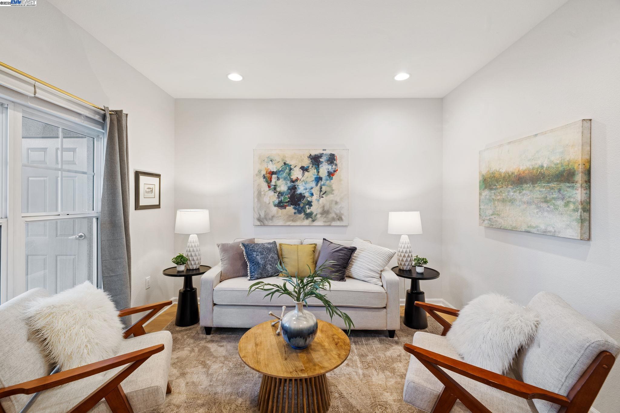 1121 40th Street #2406, Emeryville