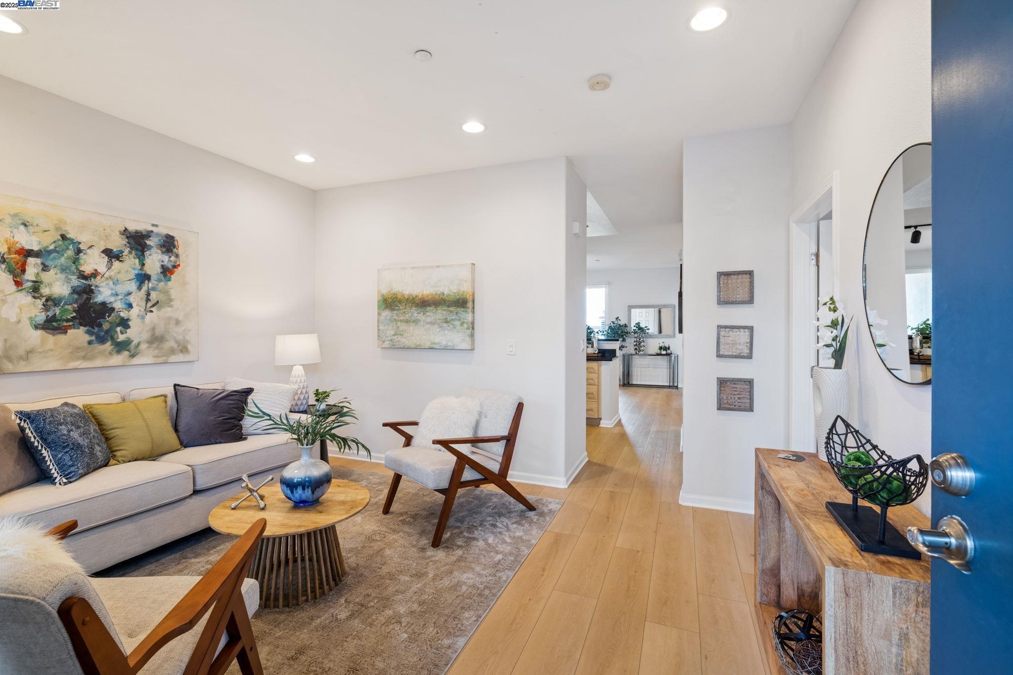 1121 40th Street #2406, Emeryville