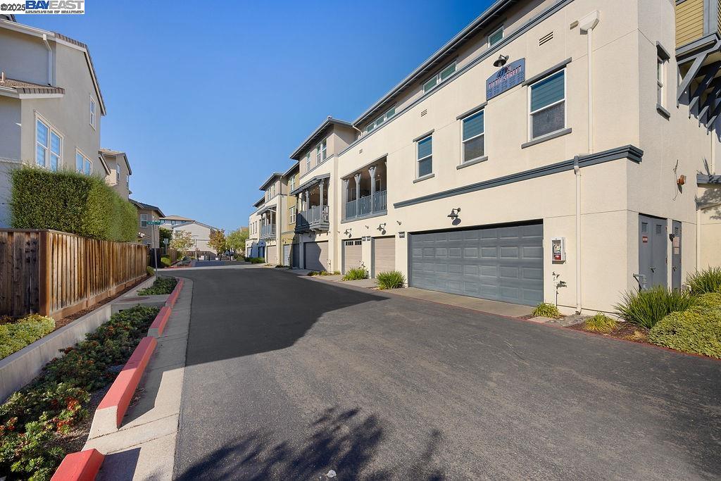 2729 5th Street, Alameda