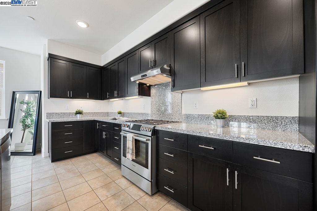 2729 5th Street, Alameda