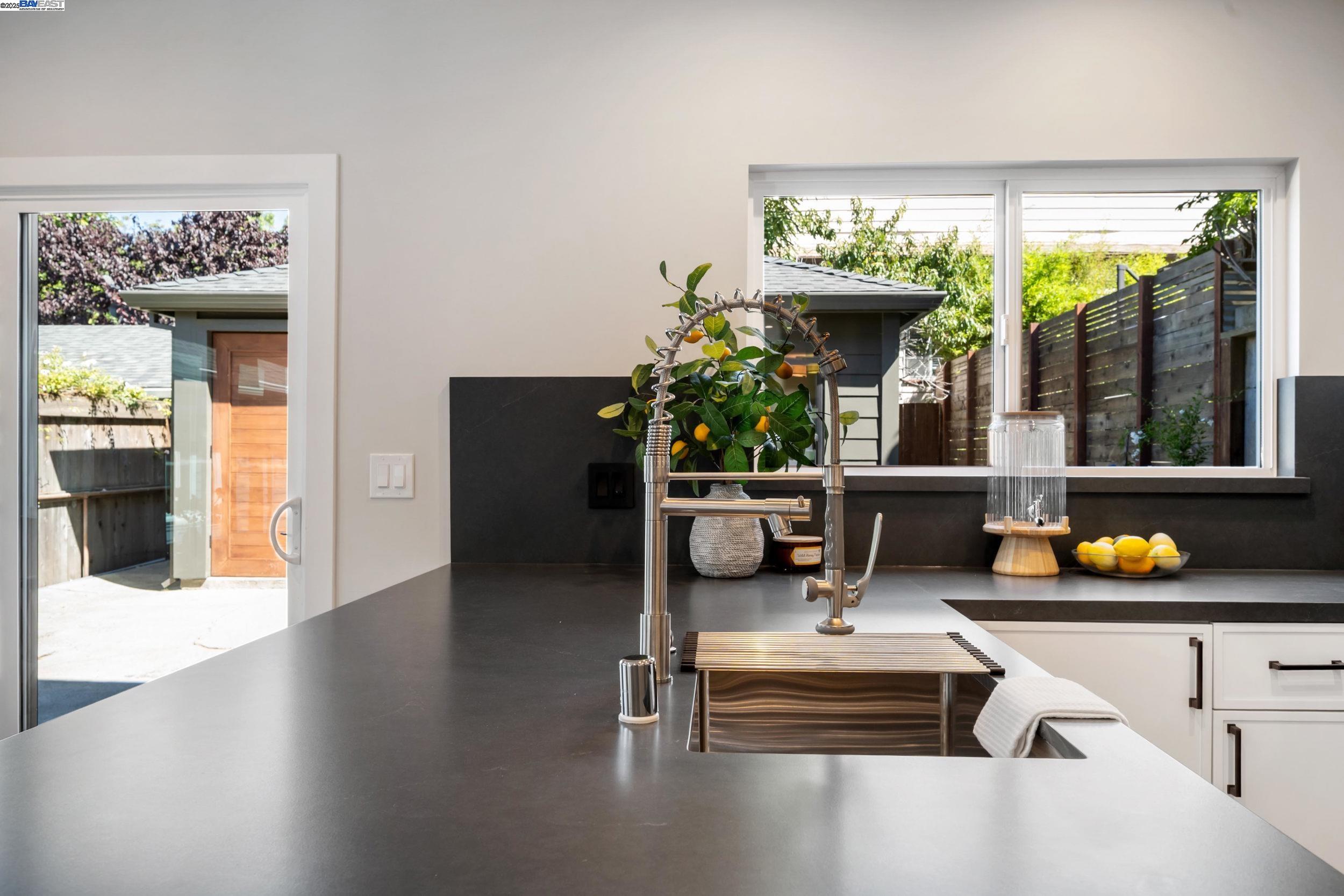 354 49th Street, Oakland 