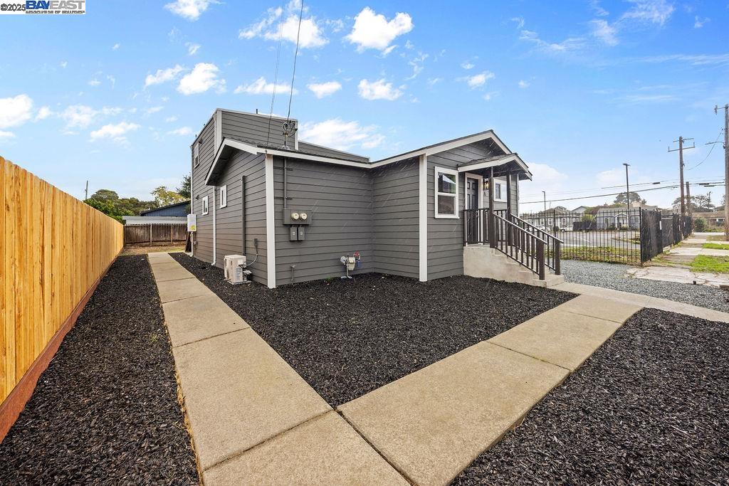 1520 4th Street #A & #B, Richmond