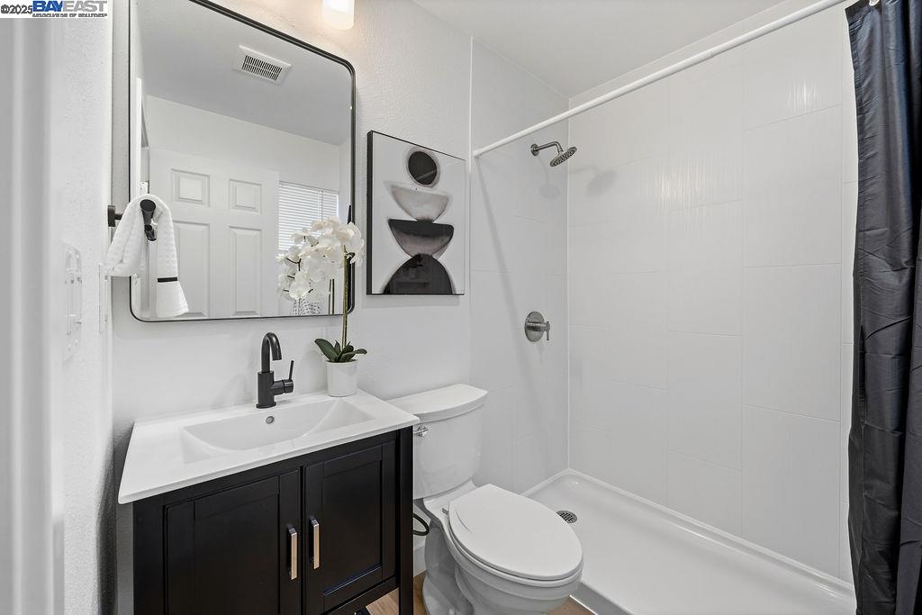 1520 4 Unit: A&B, Richmond