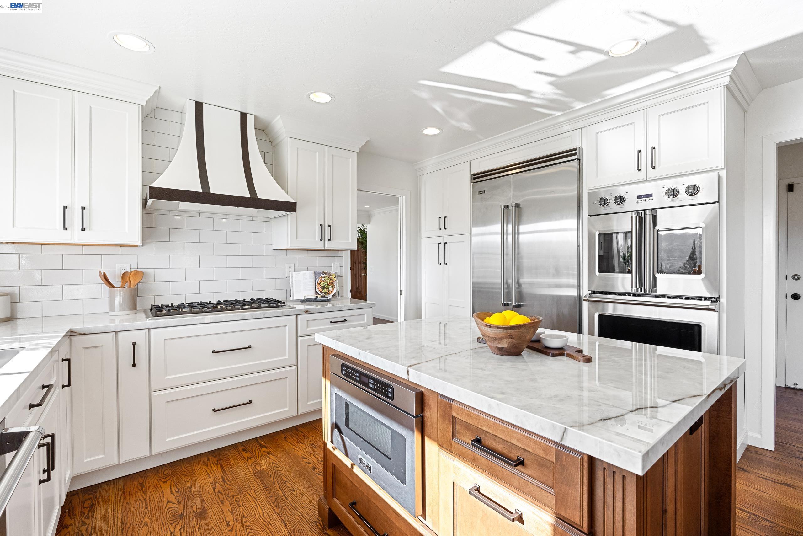 670 Logan Lane, Danville