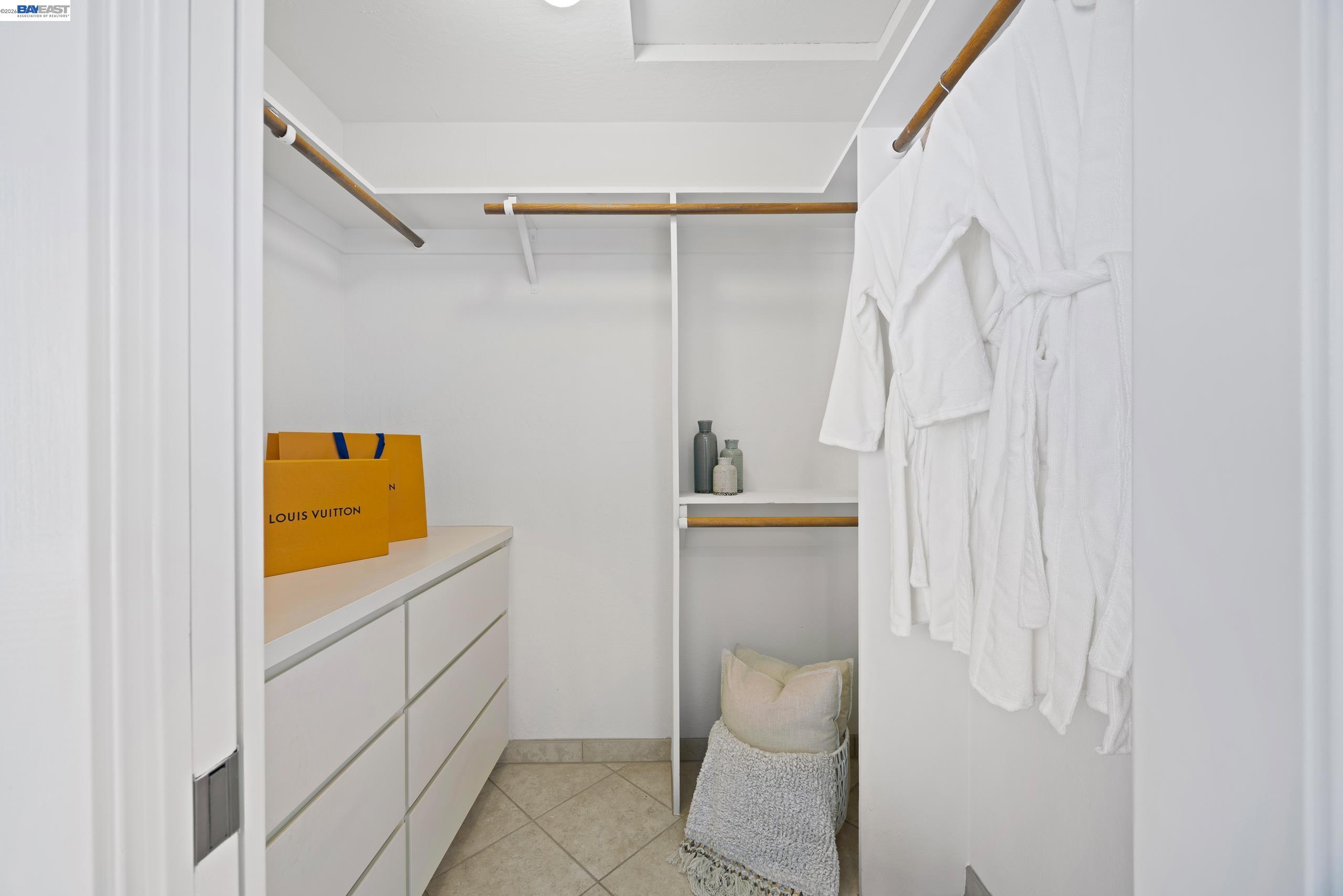 670 Logan Lane, Danville