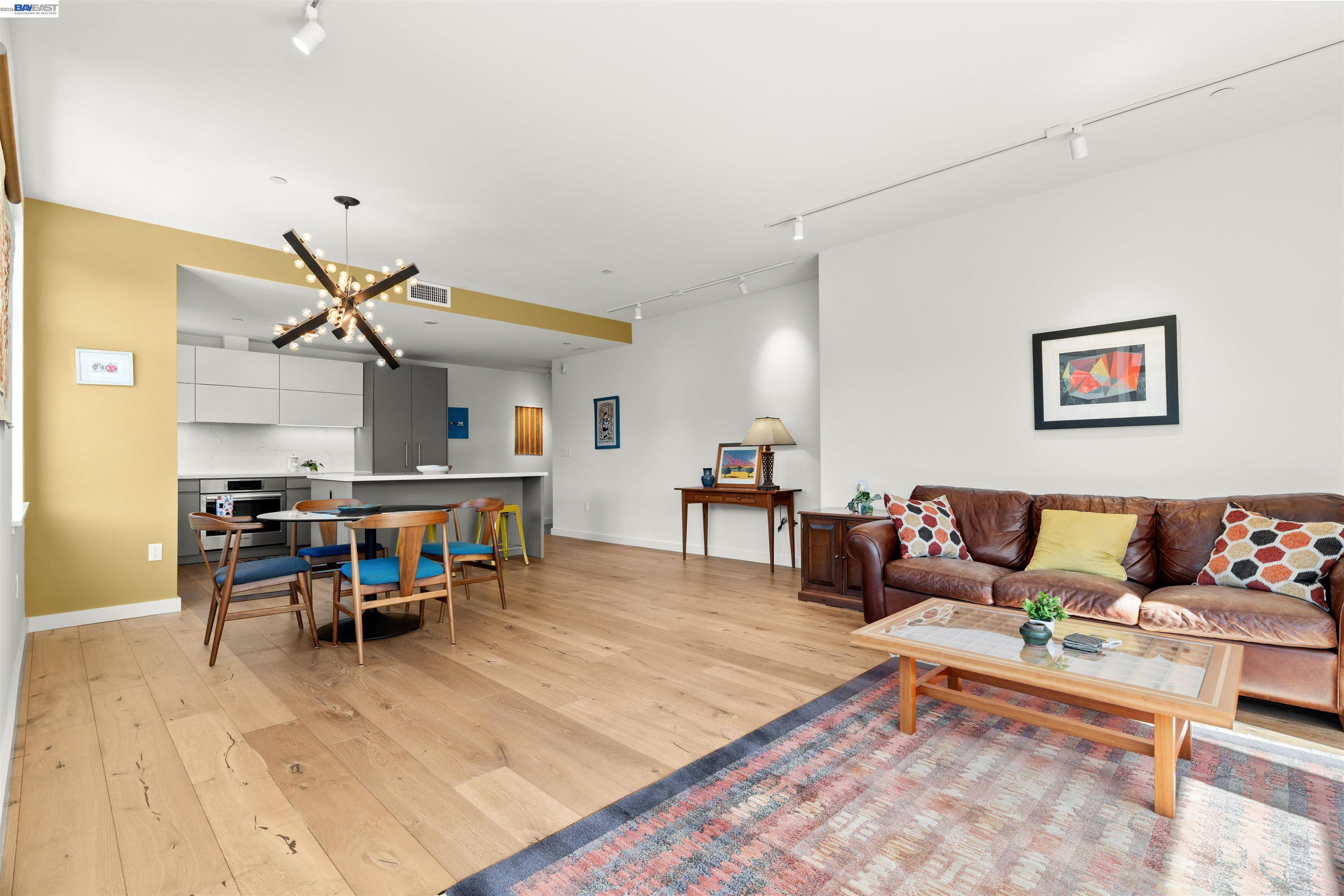 580 Hayes St #203, San Francisco
